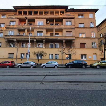 Boesix Apartman Boedapest Buitenkant foto